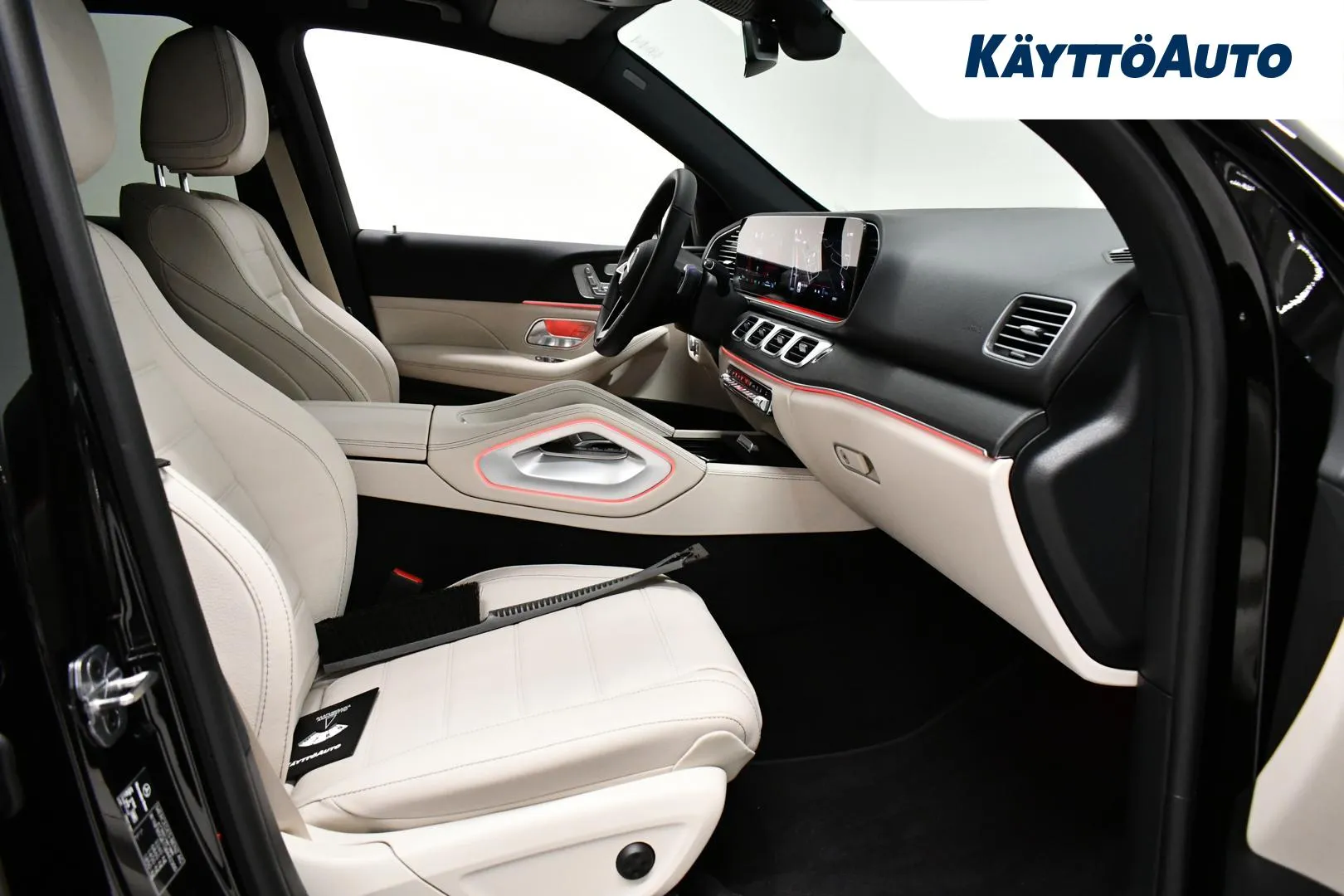 MERCEDES-BENZ GLE CSG-462 carousel image