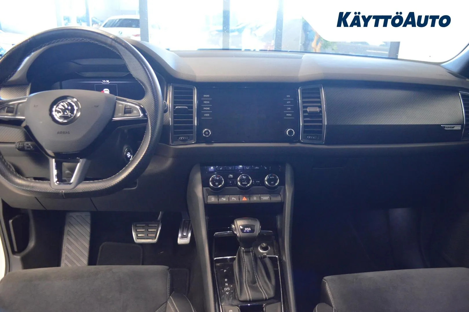 SKODA Kodiaq SYR-951 carousel image