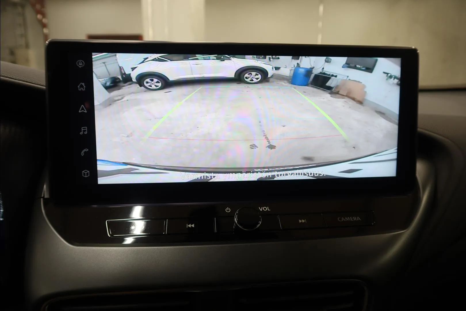 Nissan Juke XTJ-170 carousel image