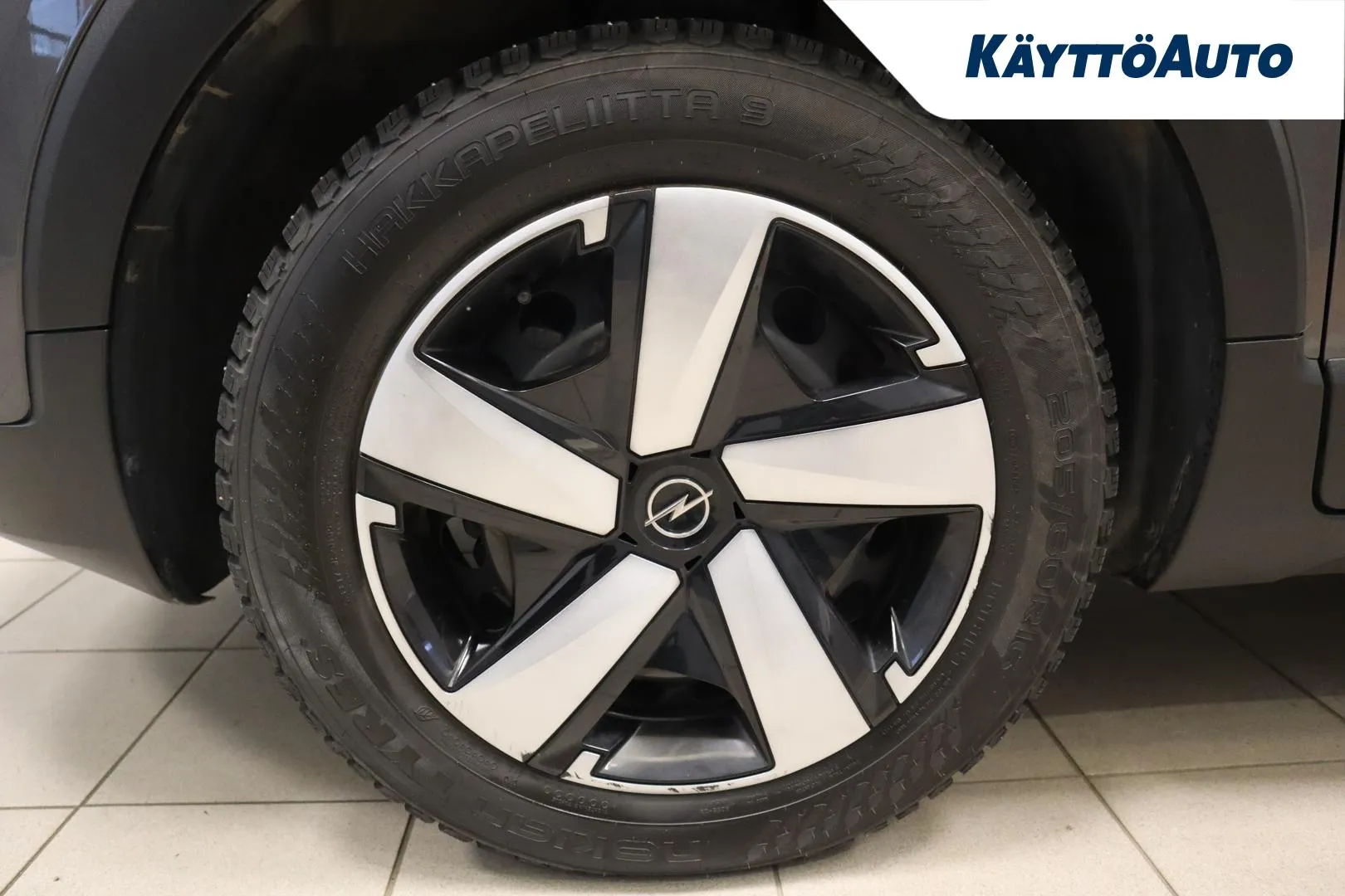 OPEL Crossland OZH-733 carousel image