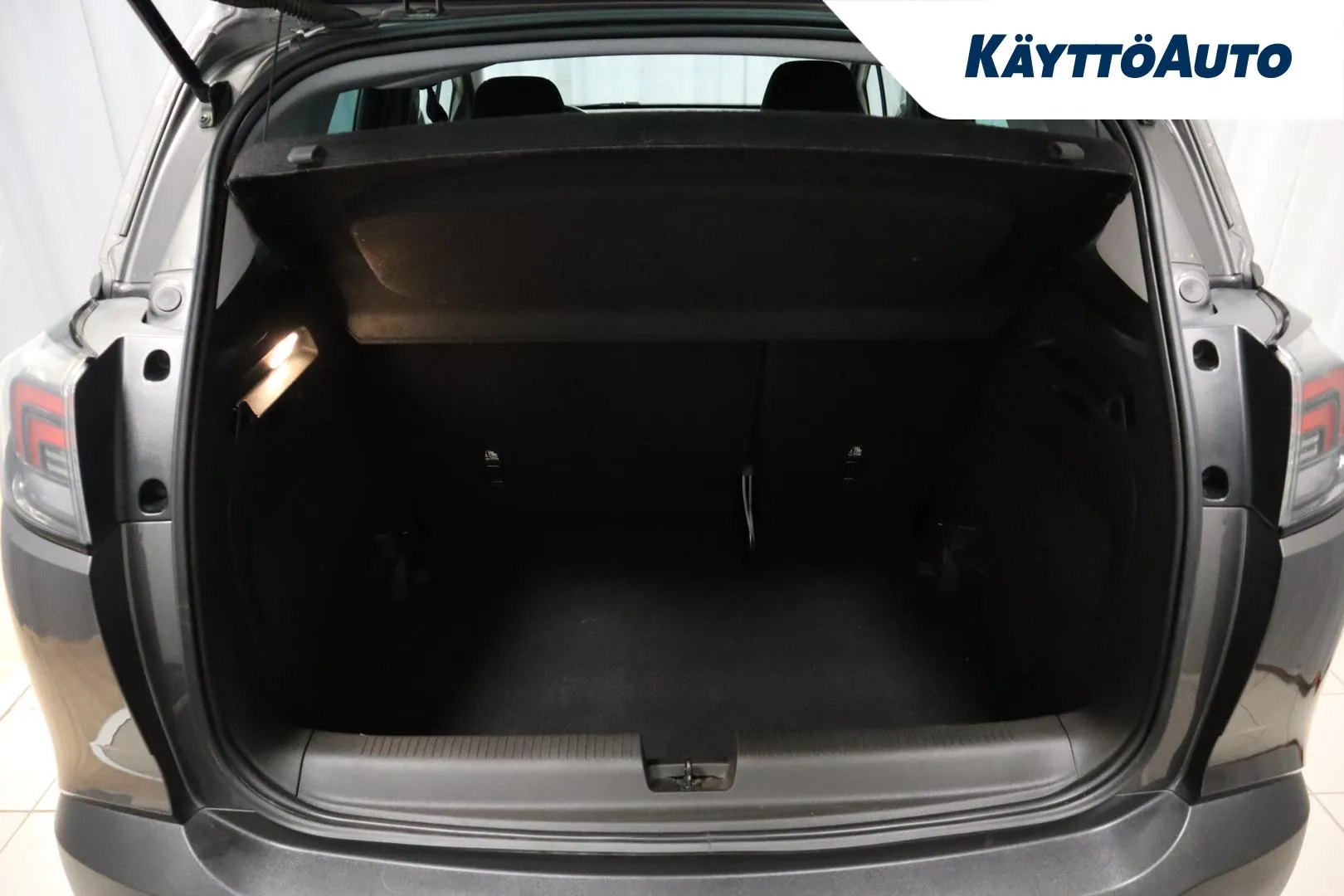 OPEL Crossland OZH-733 carousel image