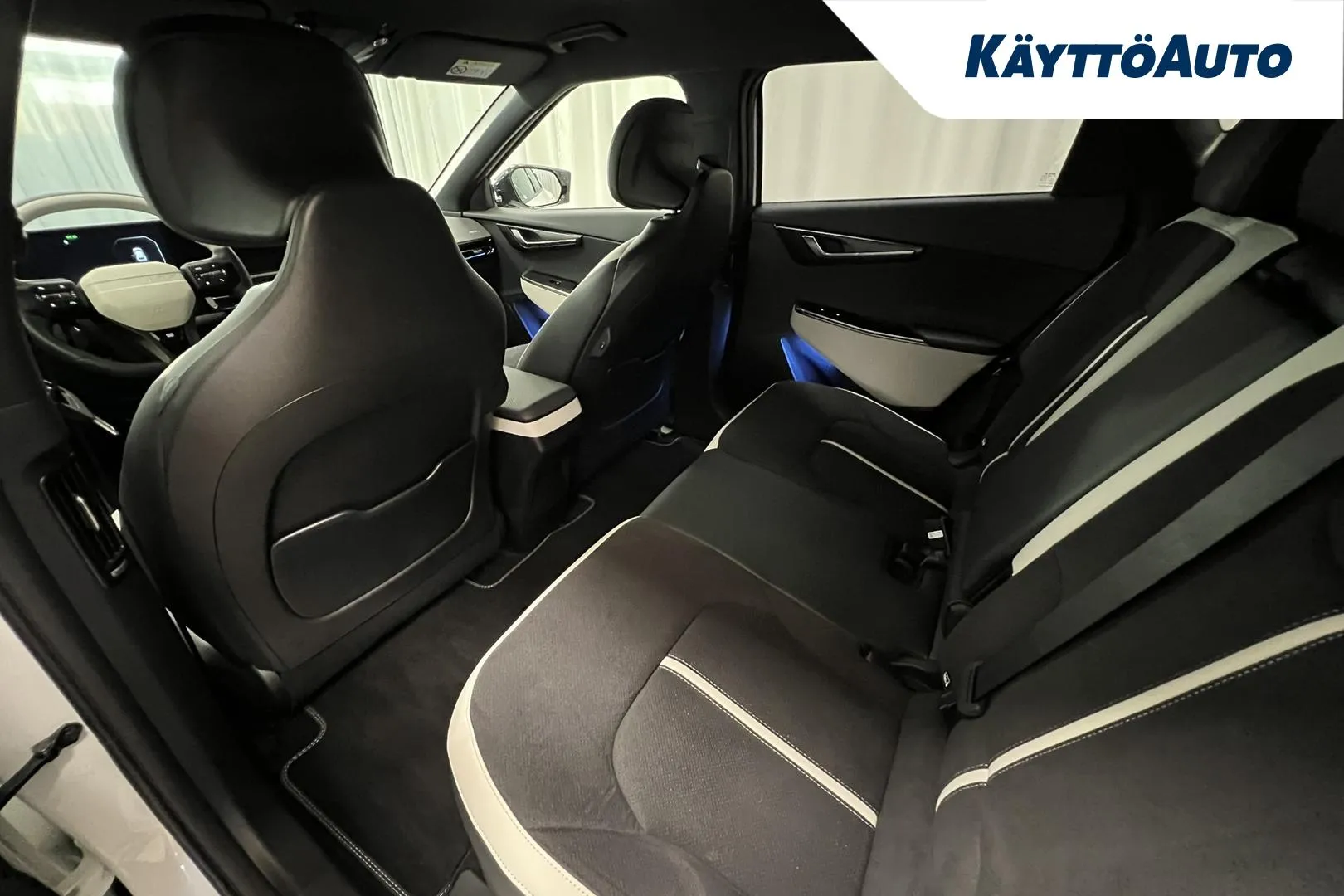 Kia EV6 JOG-753 carousel image