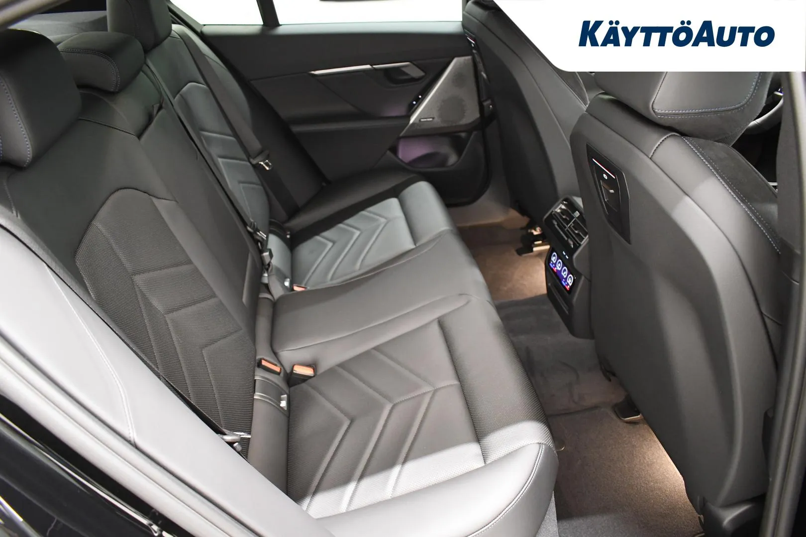 BMW 530e GRJ-751 carousel image