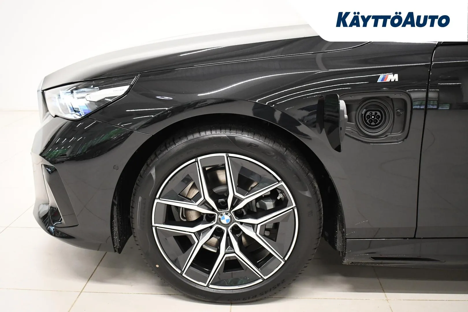 BMW 530e GRJ-751 carousel image