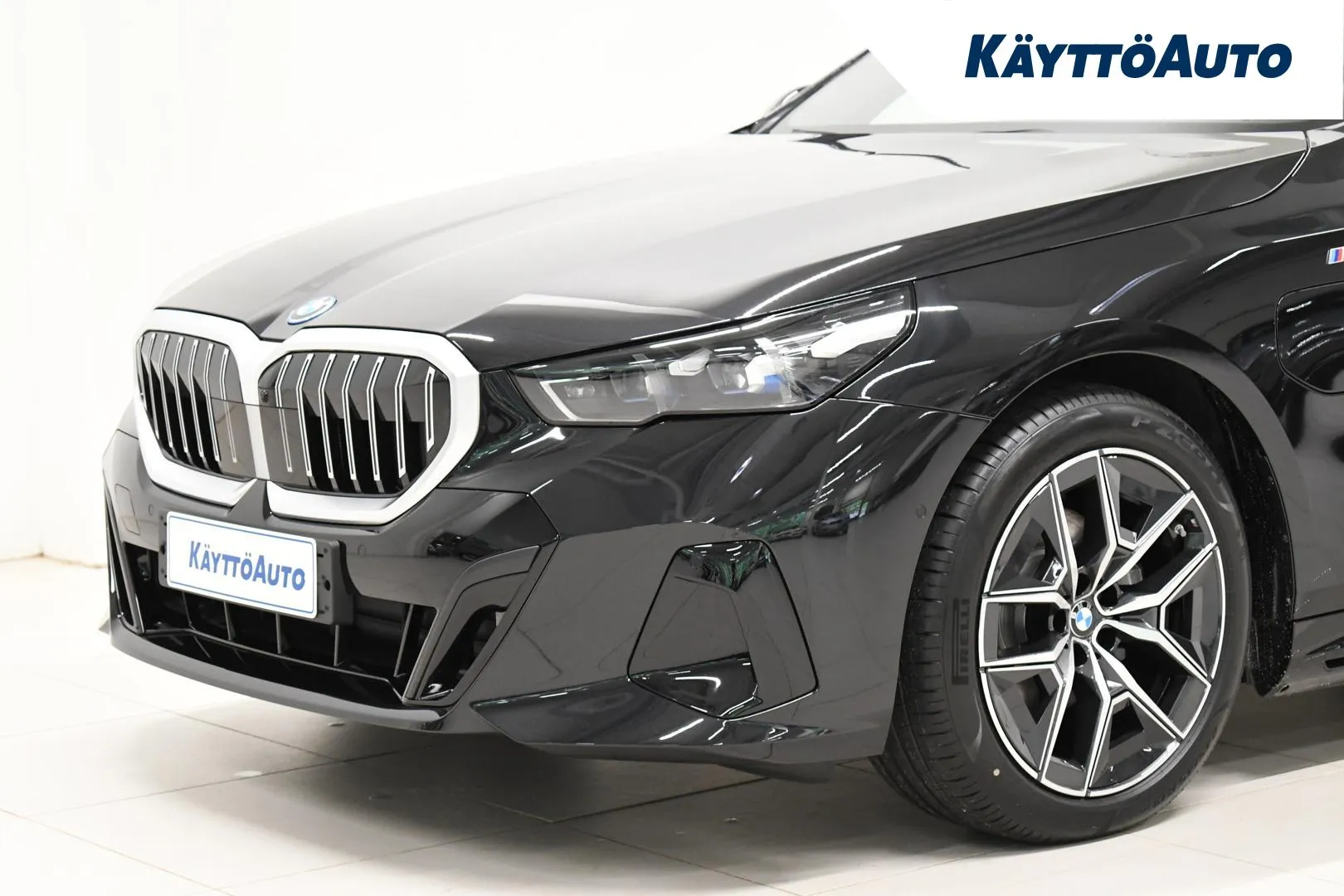 BMW 530e GRJ-751 carousel image