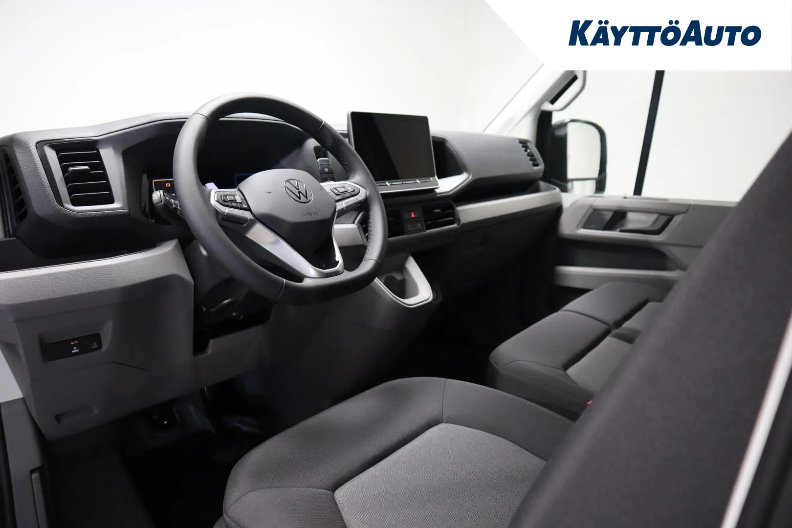 Volkswagen Crafter GRI-158 carousel image