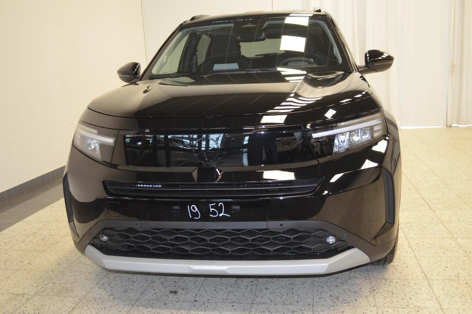 Opel Frontera SZF-287 carousel image