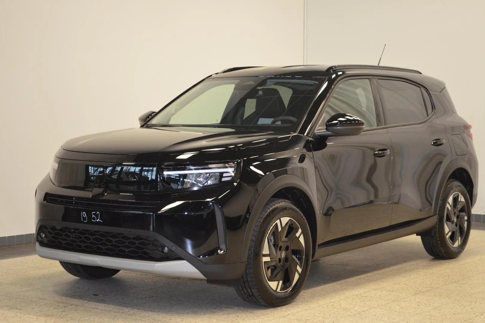 Opel Frontera SZF-287 carousel image