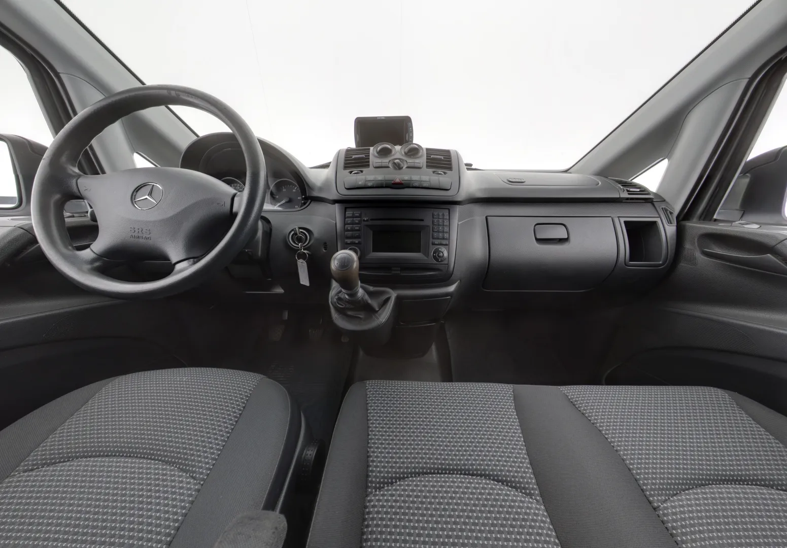 MERCEDES-BENZ Vito NKU-377 carousel image