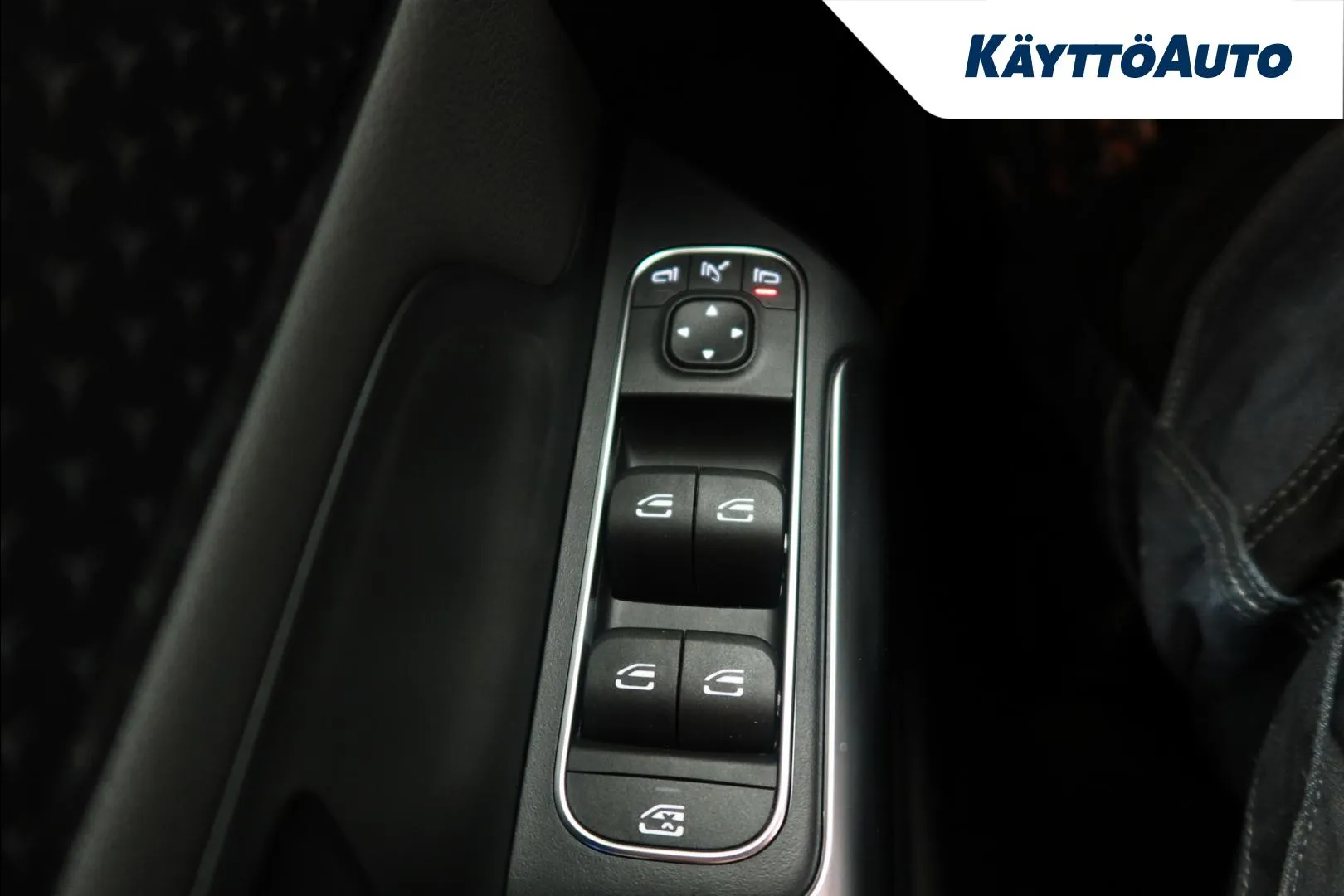 Mercedes-Benz EQA LTA-980 carousel image