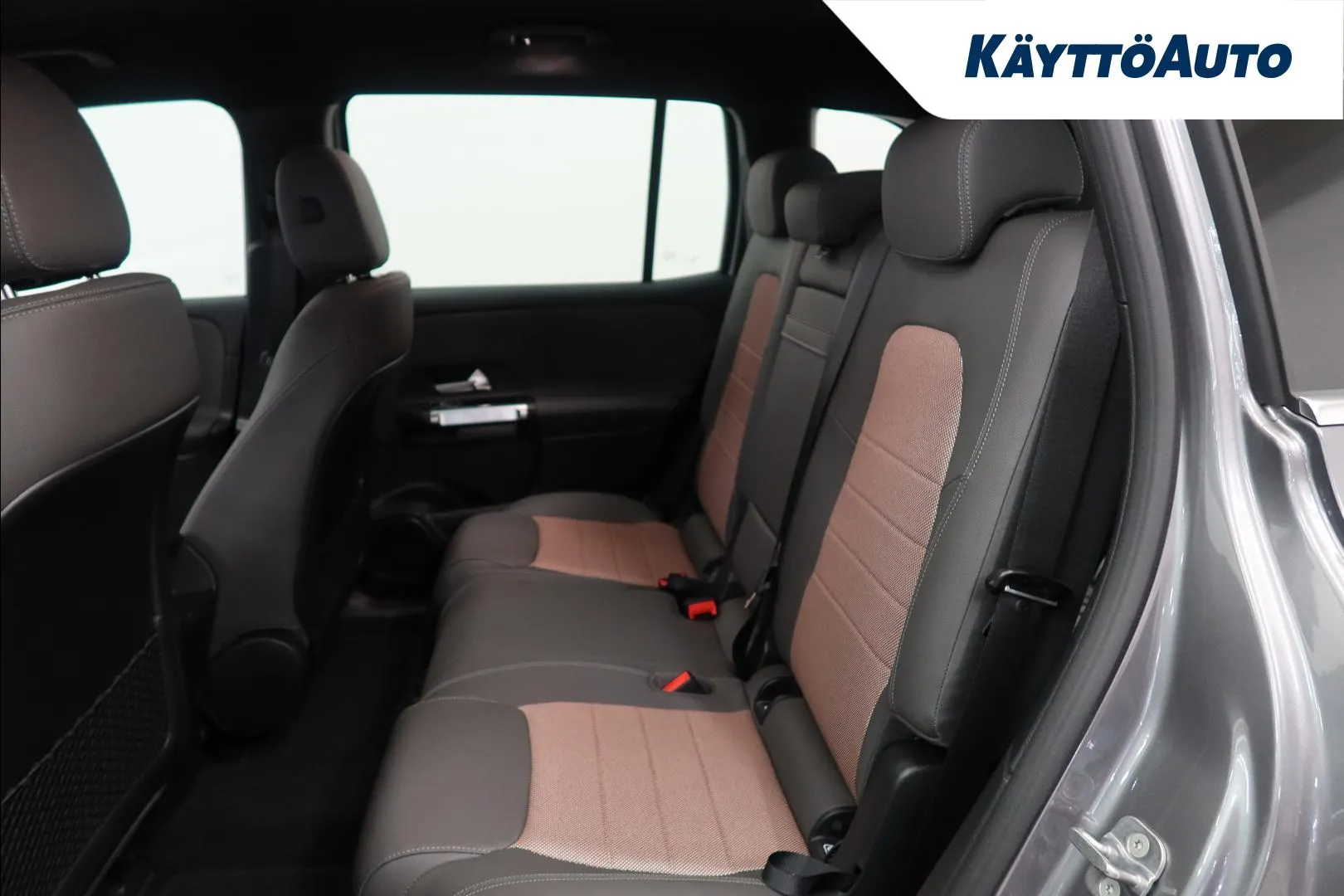 Mercedes-Benz EQB ISL-169 carousel image