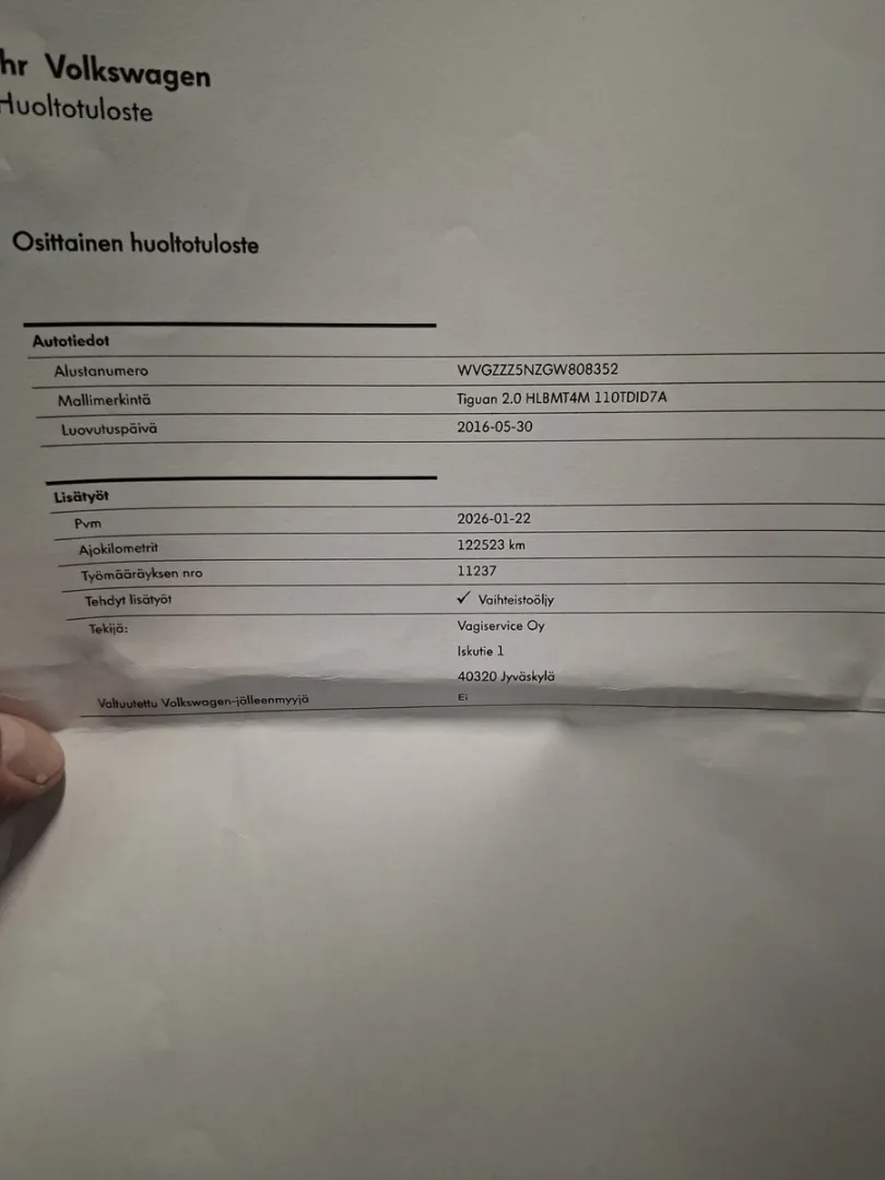 VOLKSWAGEN Tiguan MMN-235 carousel image