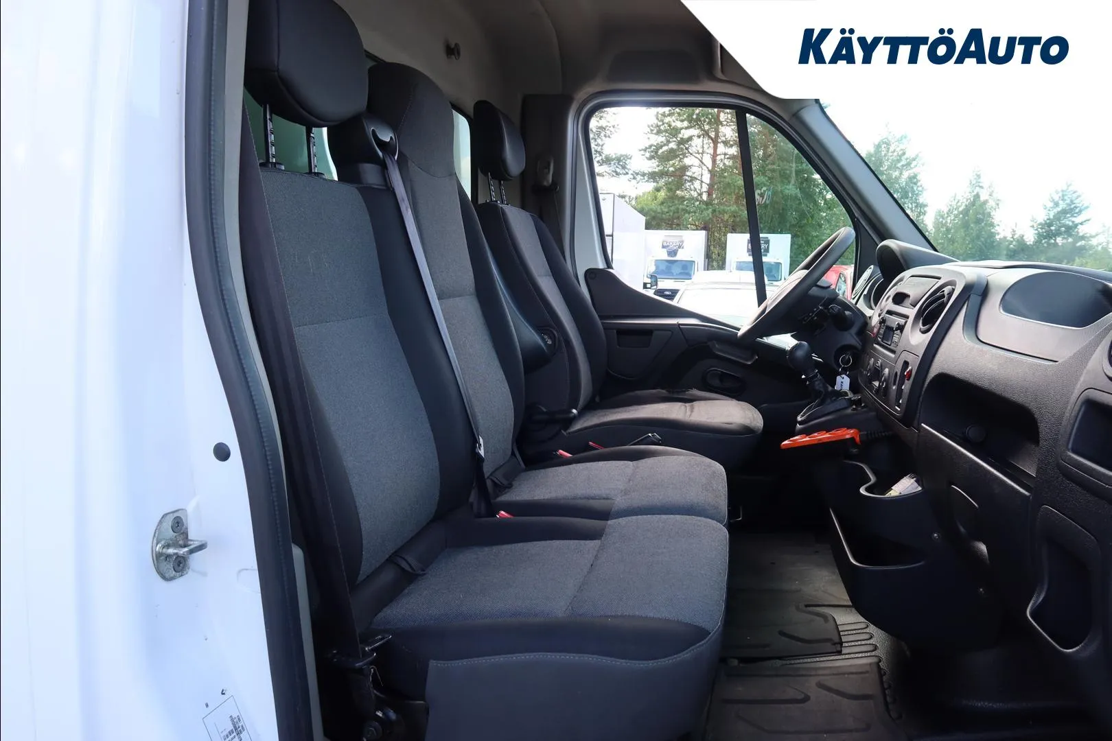 Renault Master BVC-900 carousel image