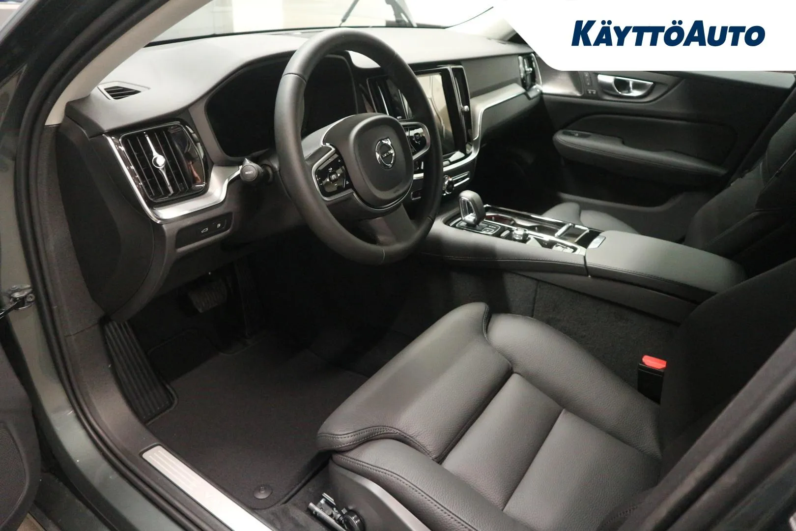 Volvo V60 ISM-358 carousel image