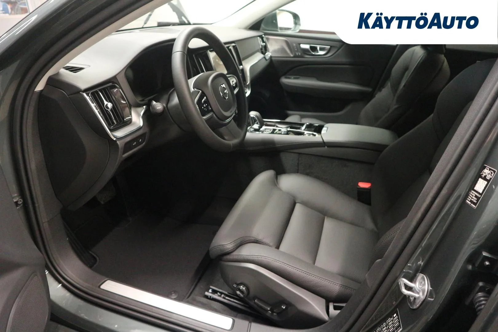 Volvo V60 ISM-358 carousel image