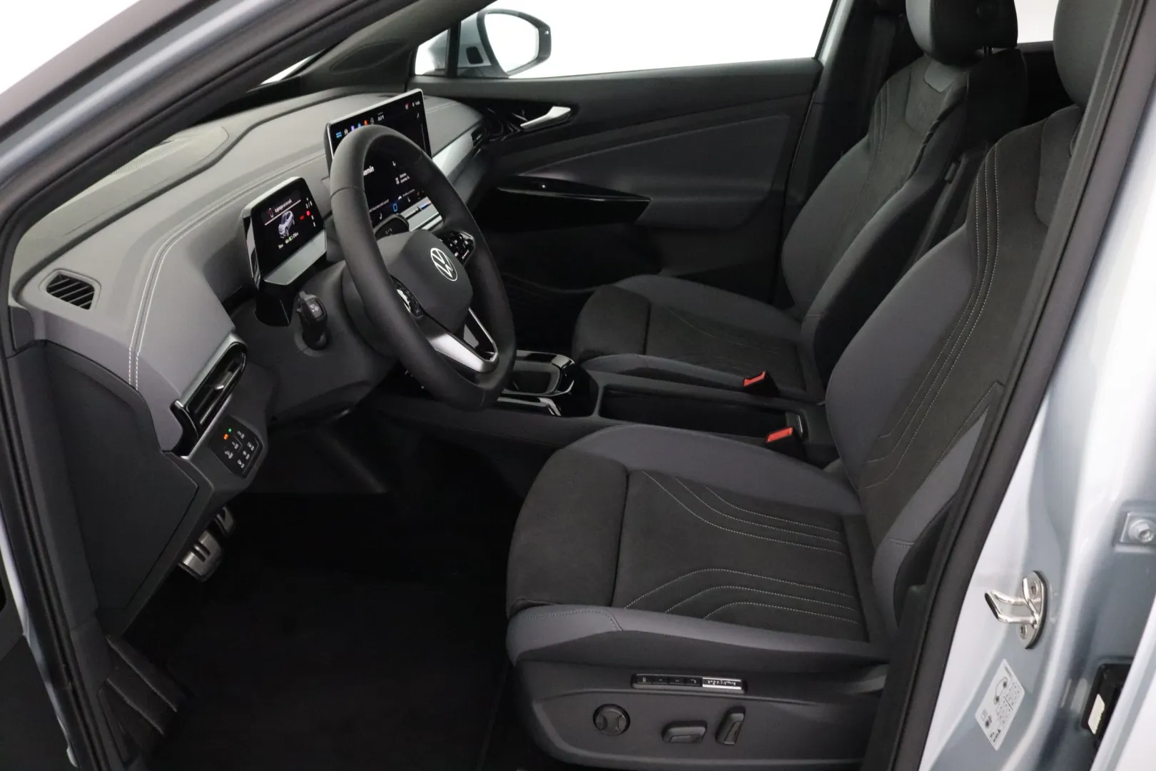 VOLKSWAGEN ID.4 ISM-334 carousel image