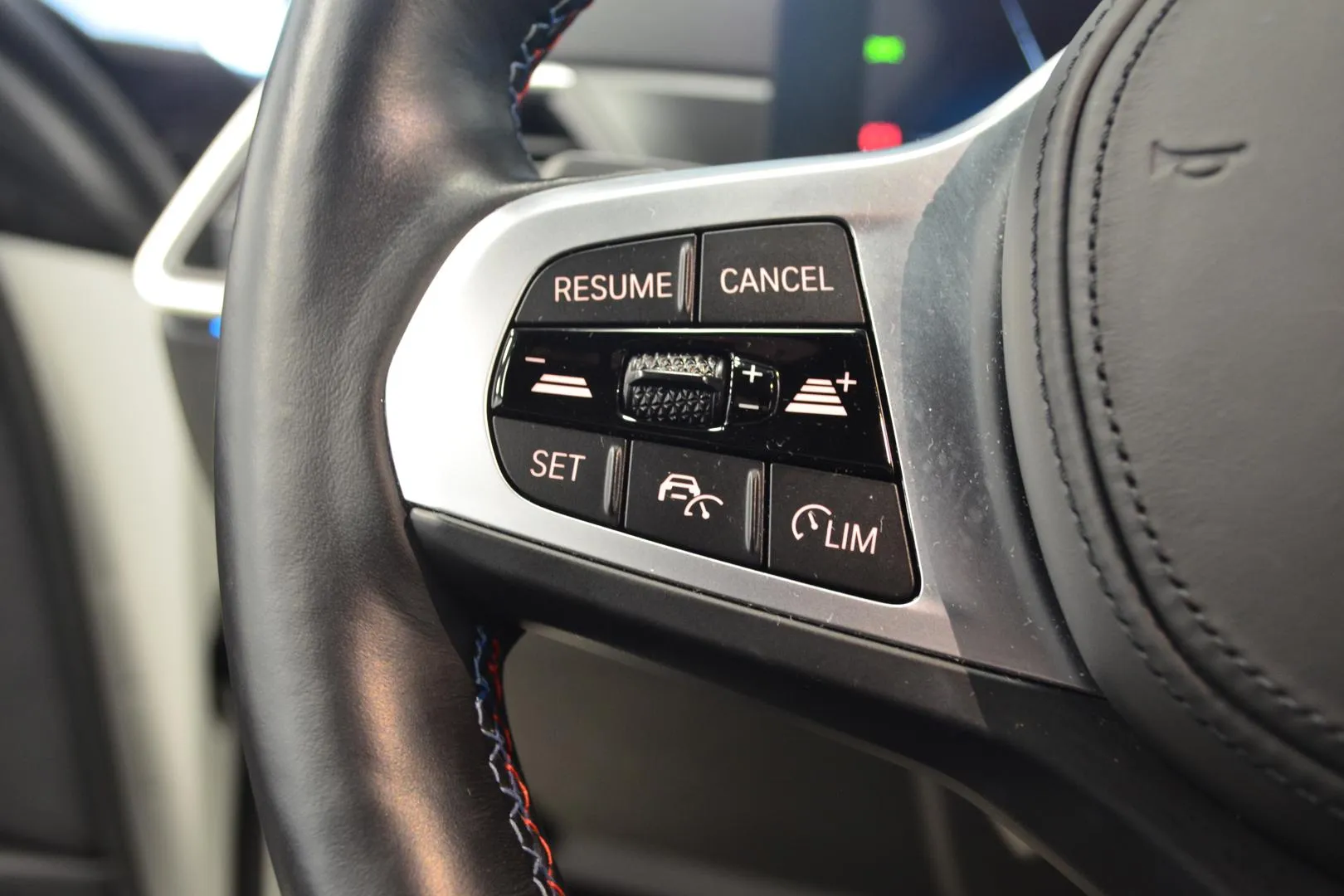 BMW i4 M50 MPL-824 carousel image