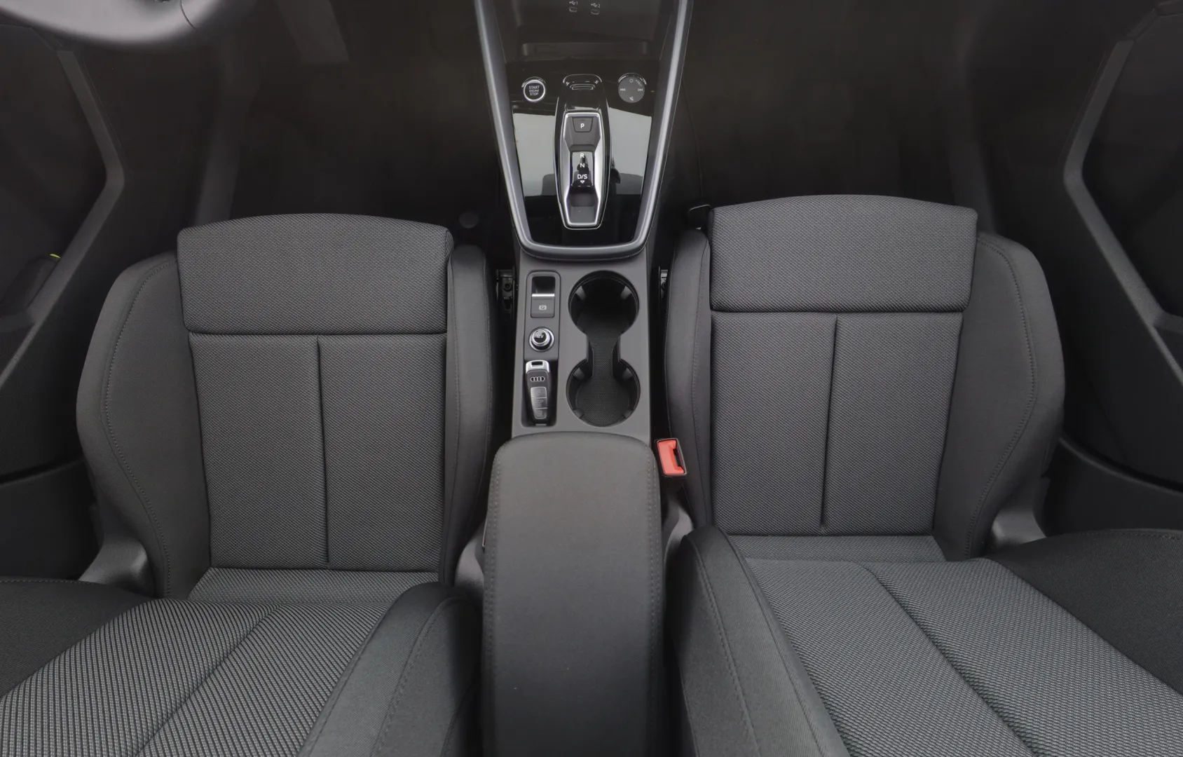 Audi A3 XUZ-432 carousel image