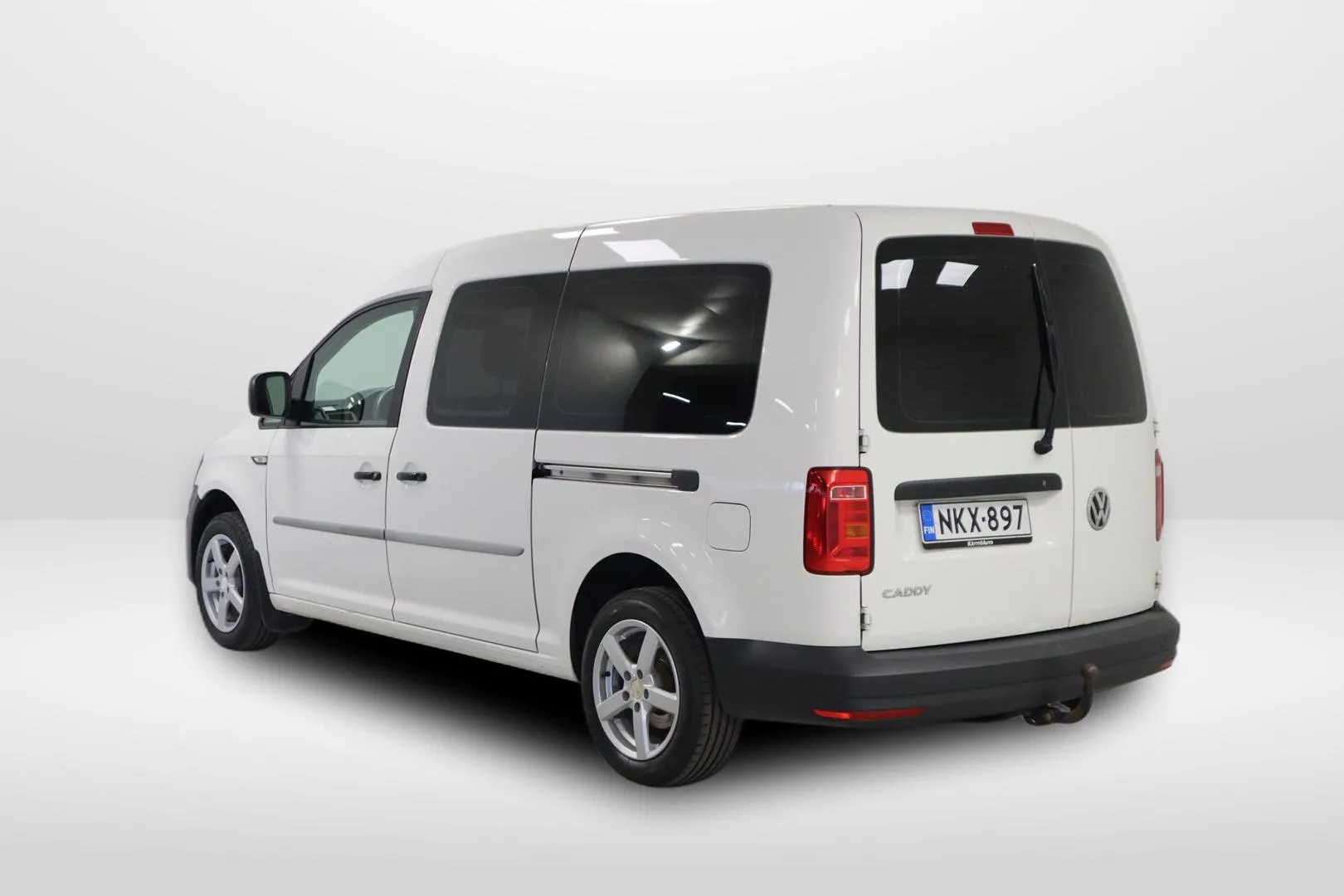 VOLKSWAGEN Caddy Maxi NKX-897 carousel image