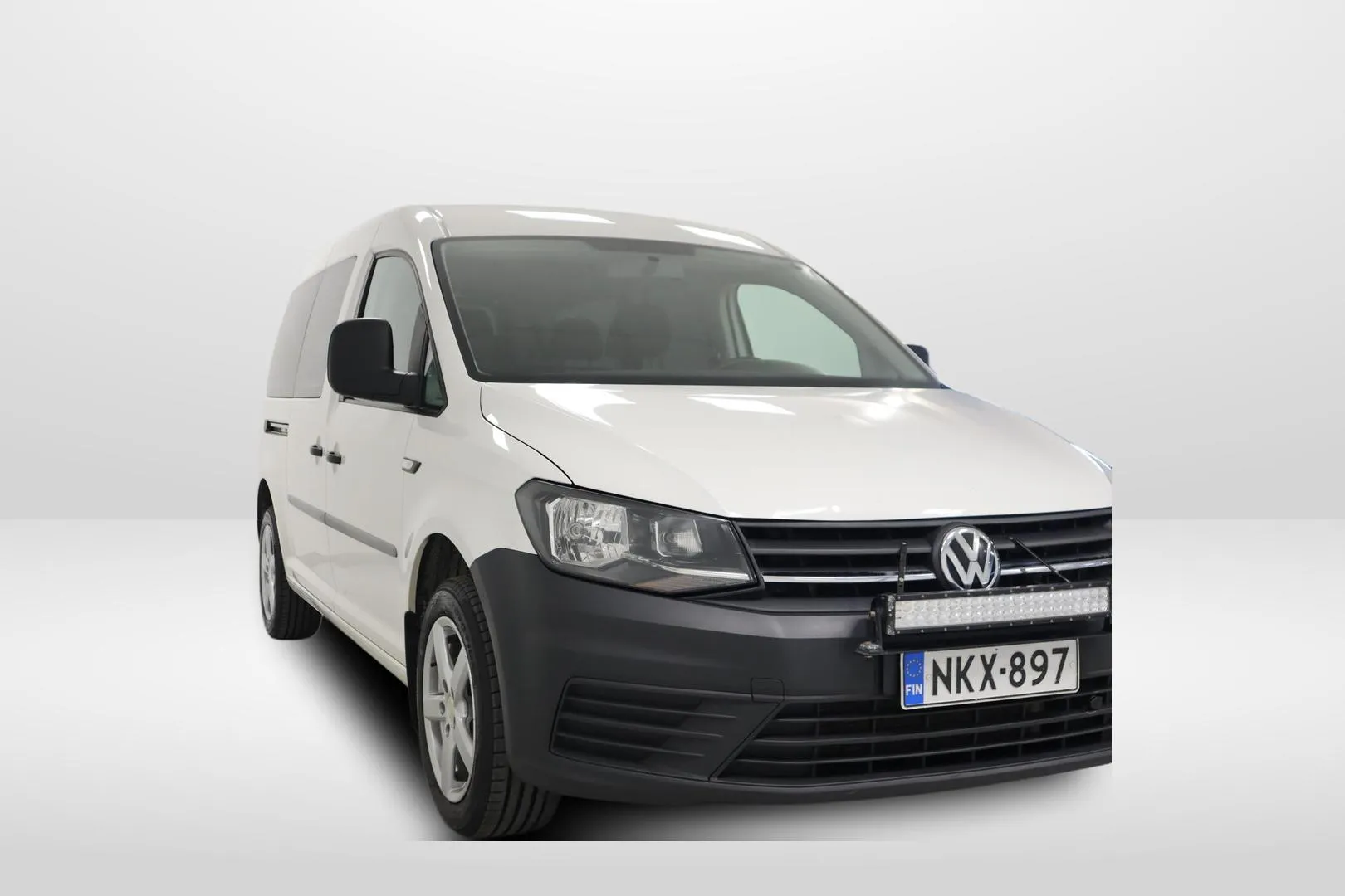 VOLKSWAGEN Caddy Maxi NKX-897 carousel image