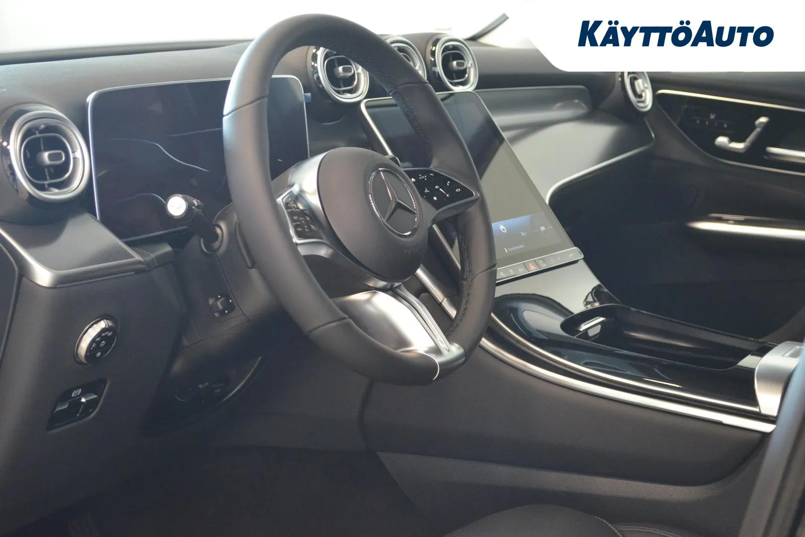 Mercedes-Benz GLC CSI-165 carousel image