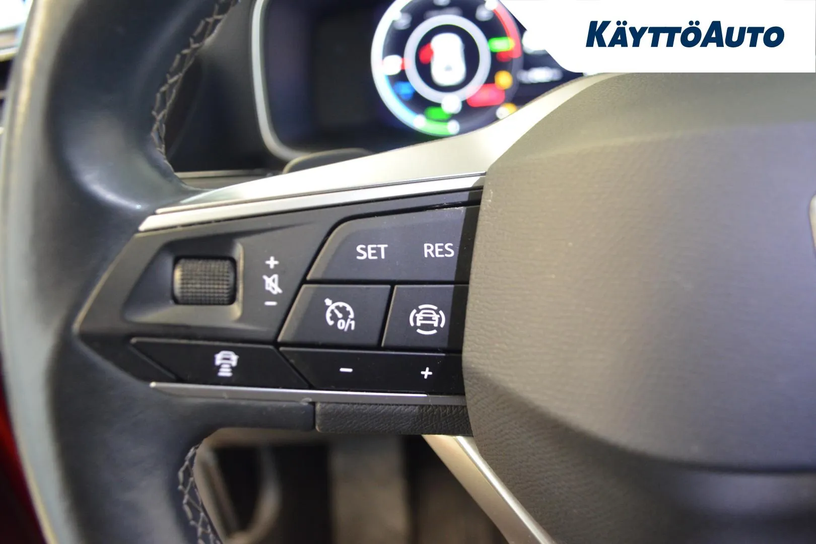 SEAT Leon GZY-545 carousel image