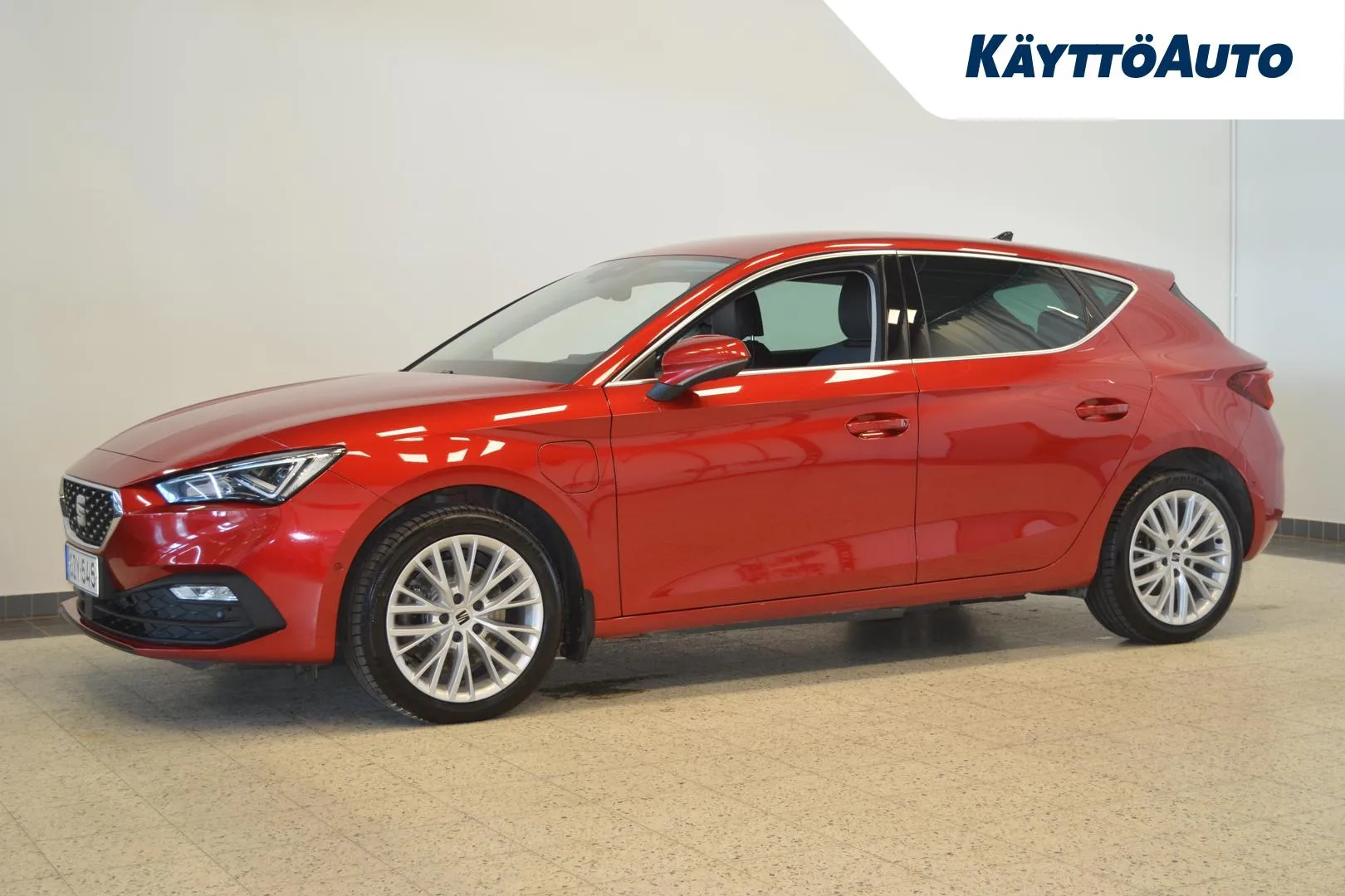 SEAT Leon GZY-545 carousel image