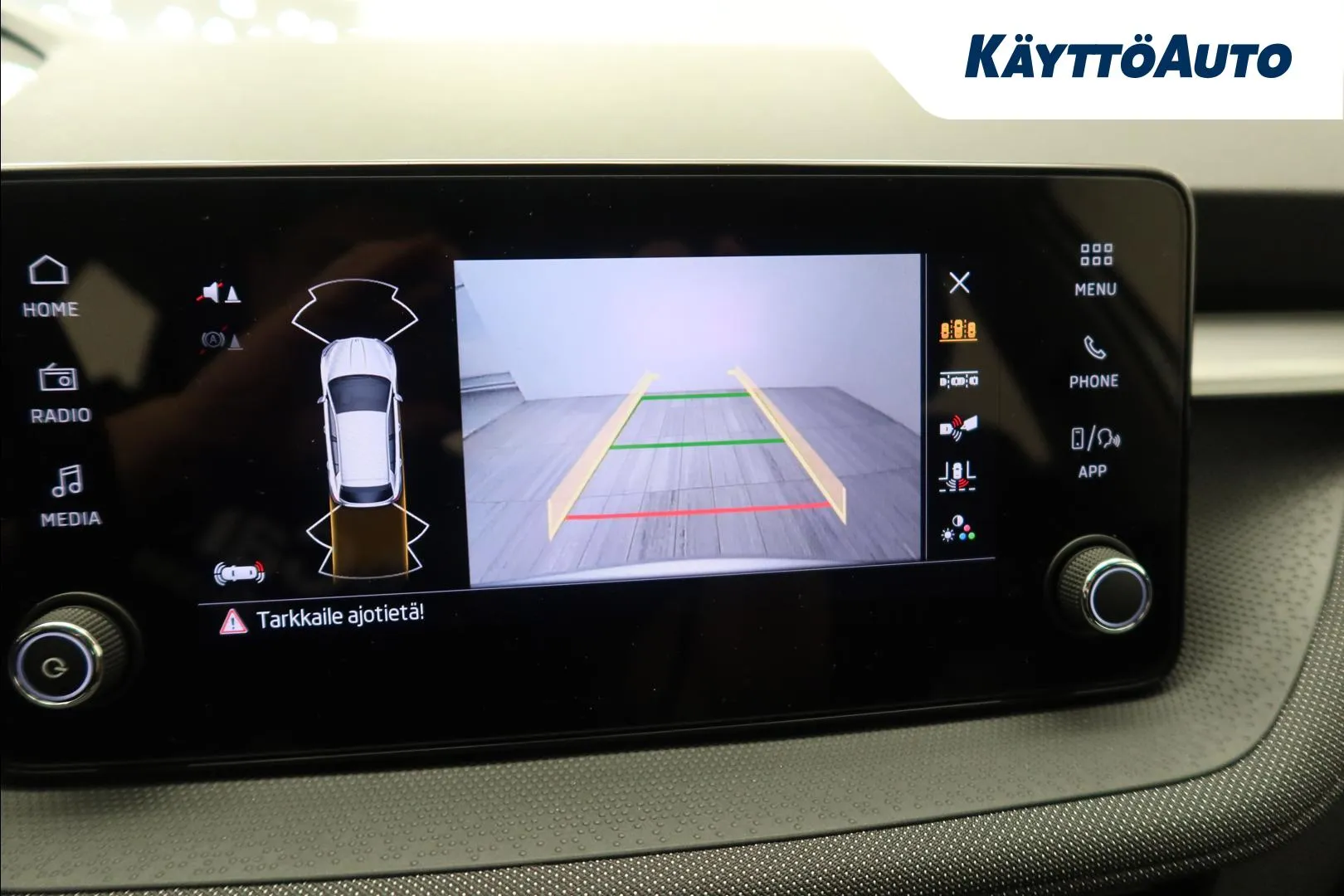 Skoda Fabia ISK-163 carousel image