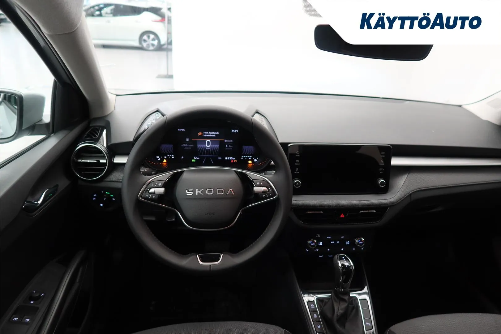 Skoda Fabia ISK-163 carousel image