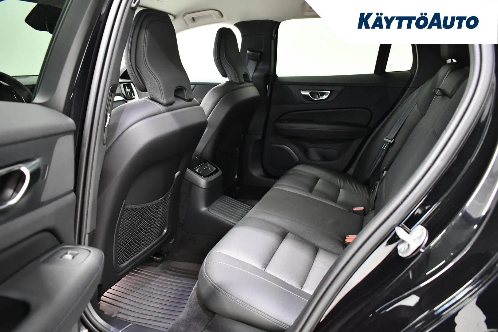 VOLVO V60 IRU-844 carousel image