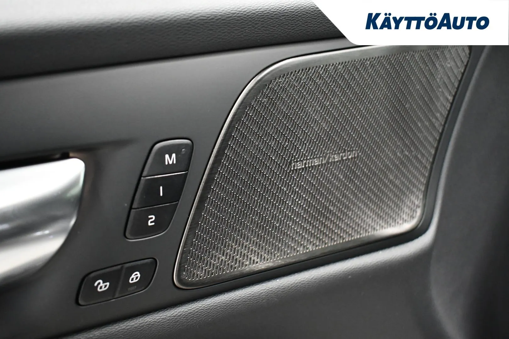 VOLVO V60 IRU-844 carousel image