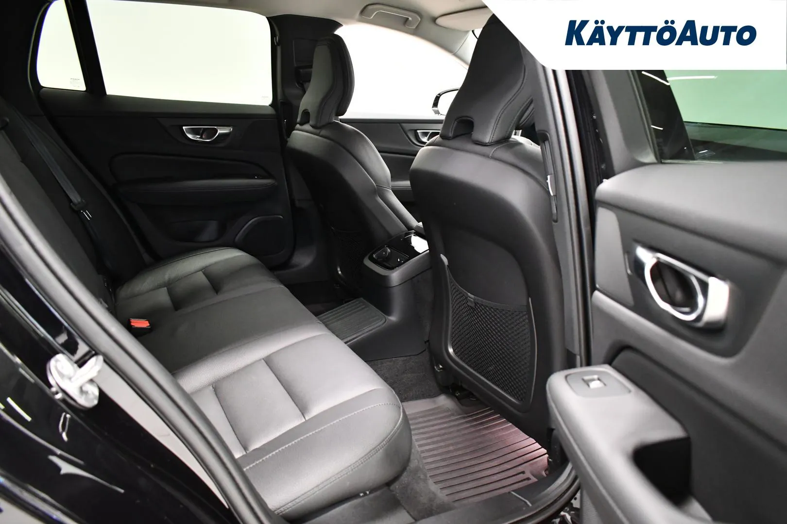 VOLVO V60 IRU-844 carousel image