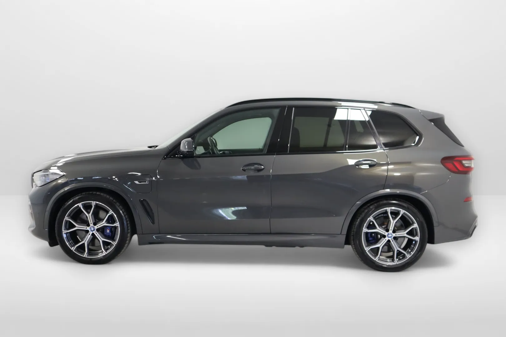 BMW X5 XRK-875 carousel image