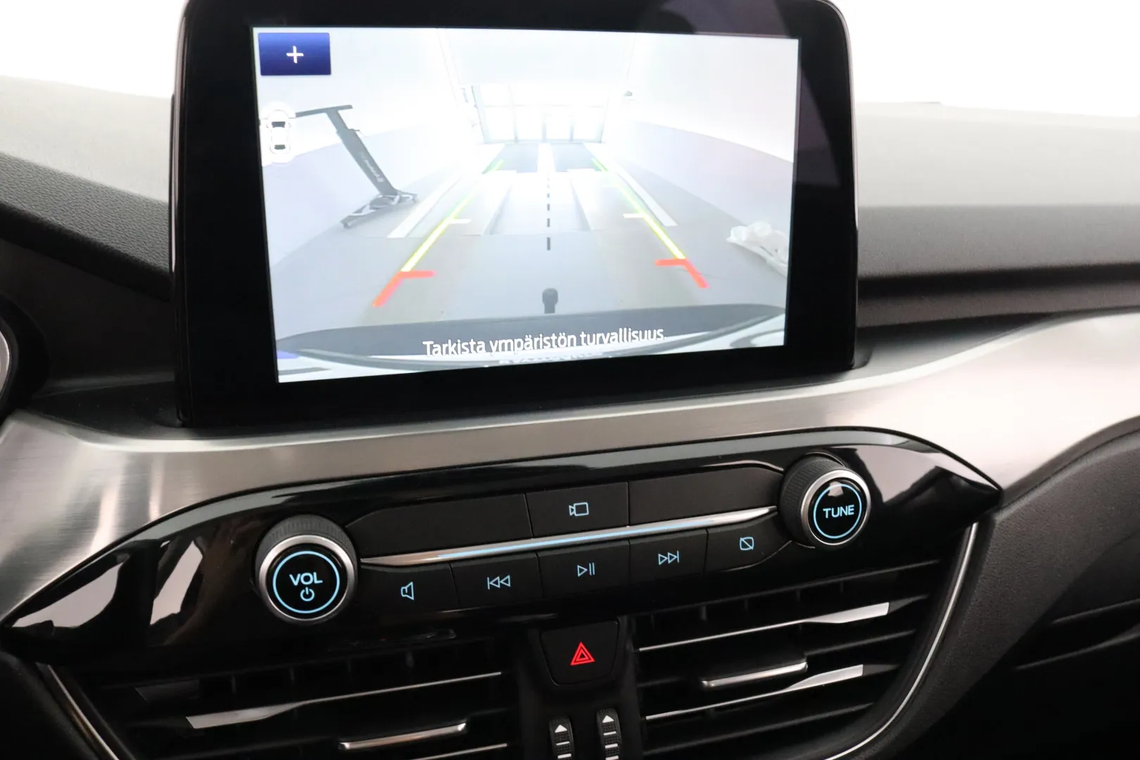 FORD Kuga IPZ-151 carousel image