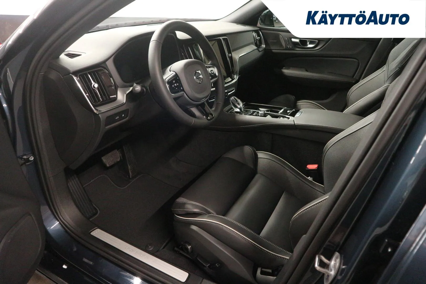 Volvo V60 GRE-139 carousel image