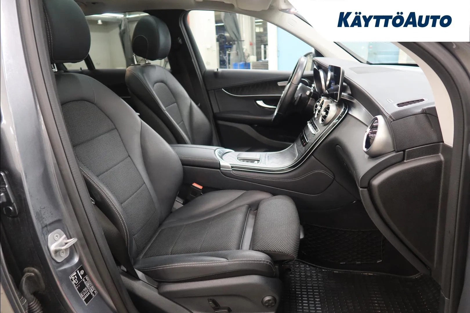 MERCEDES-BENZ GLC FPS-114 carousel image