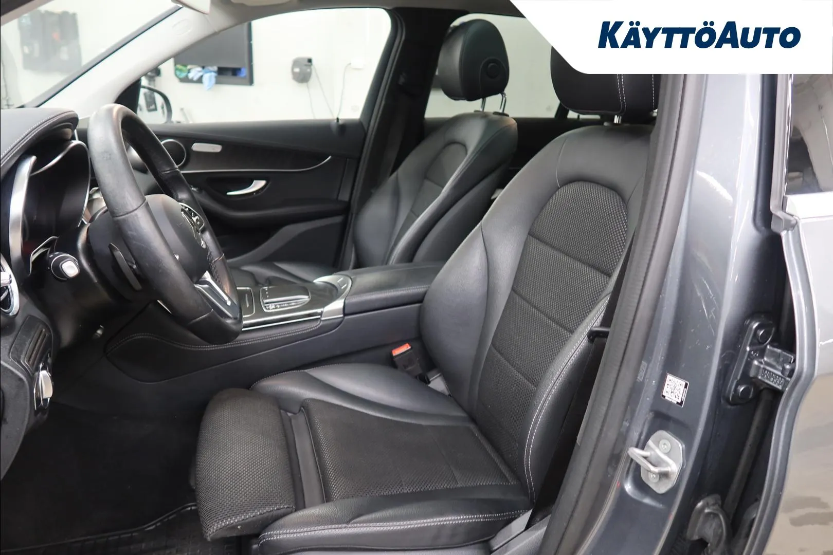 MERCEDES-BENZ GLC FPS-114 carousel image