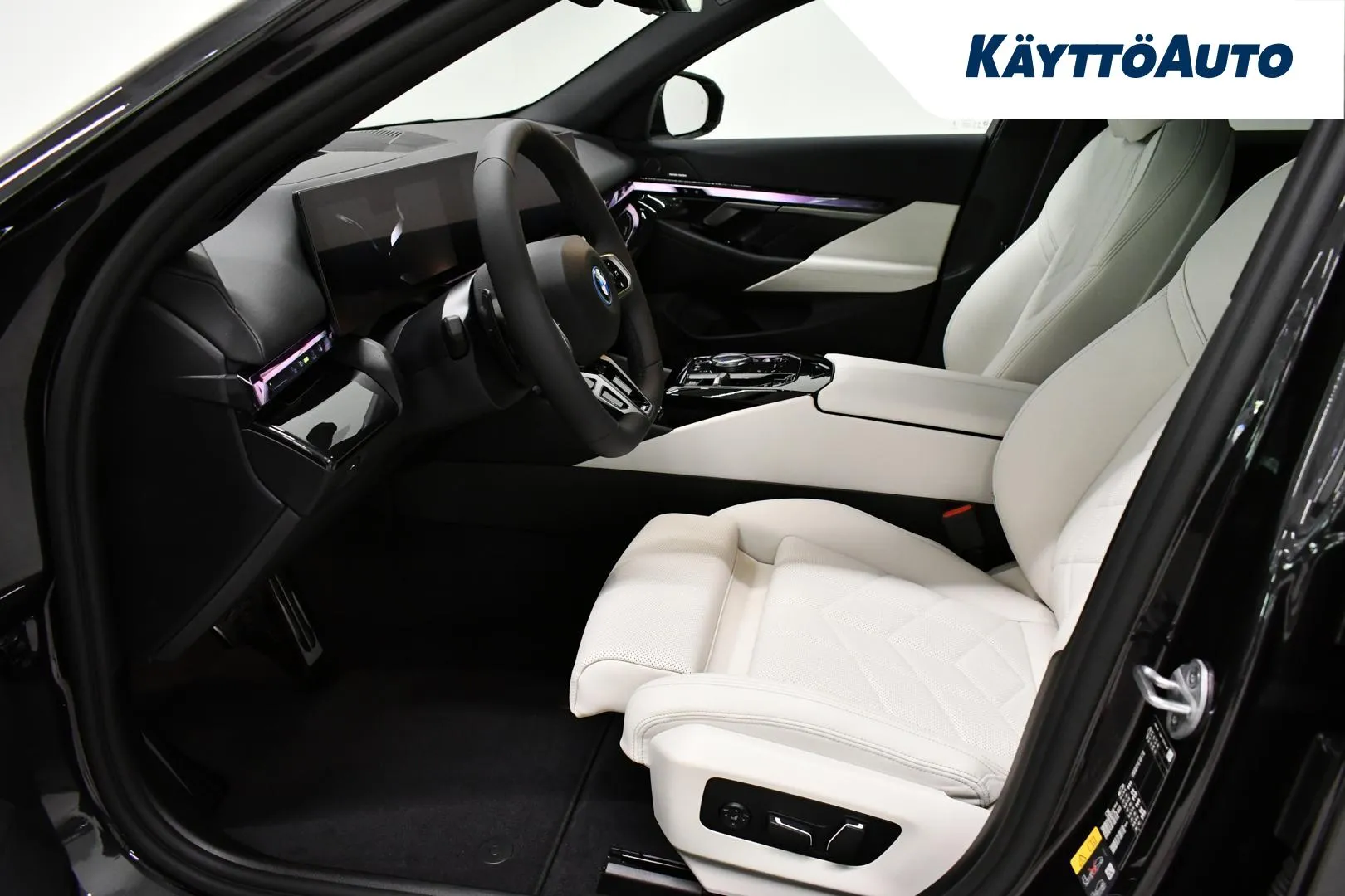 BMW 530 YYI-168 carousel image