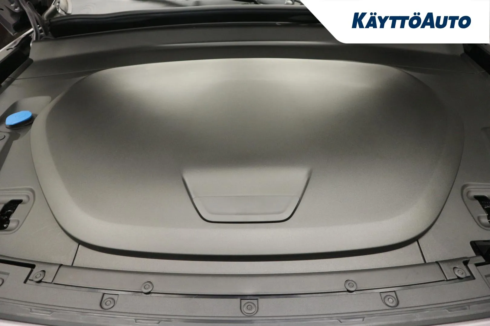 Volvo EX40 YYF-817 carousel image