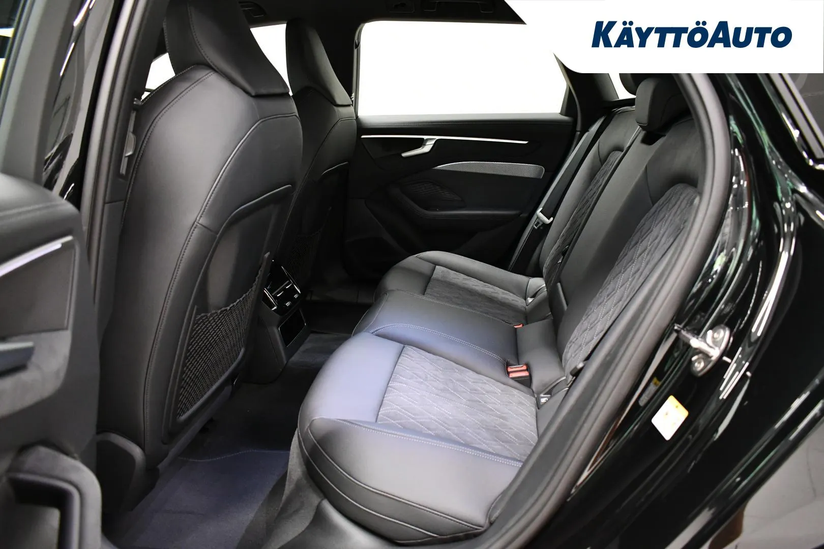 Audi A6 YYG-478 carousel image