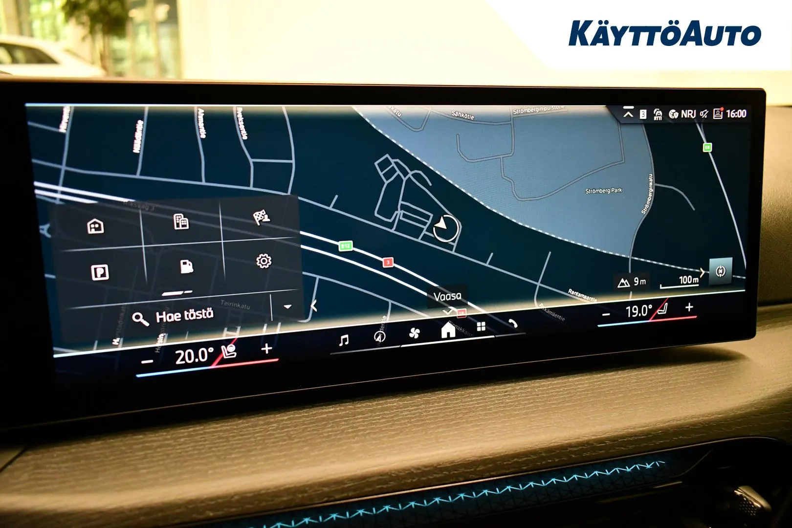 BMW 330 ZPT-792 carousel image