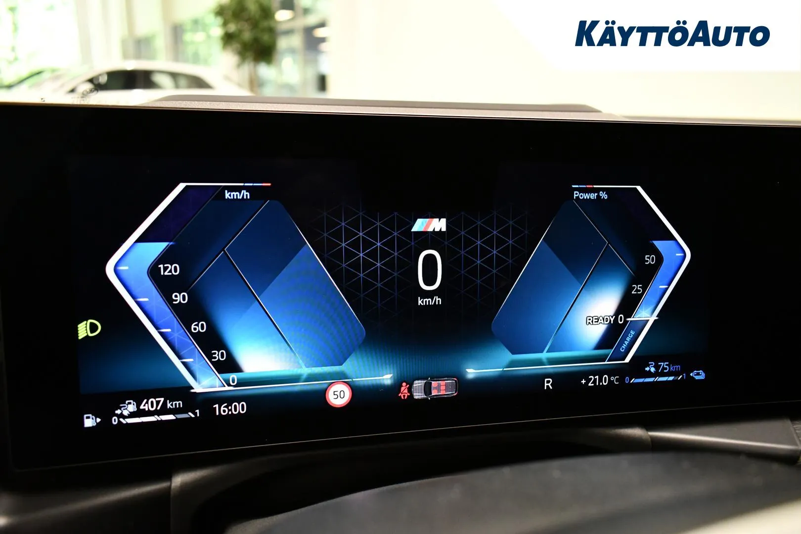 BMW 330 ZPT-792 carousel image