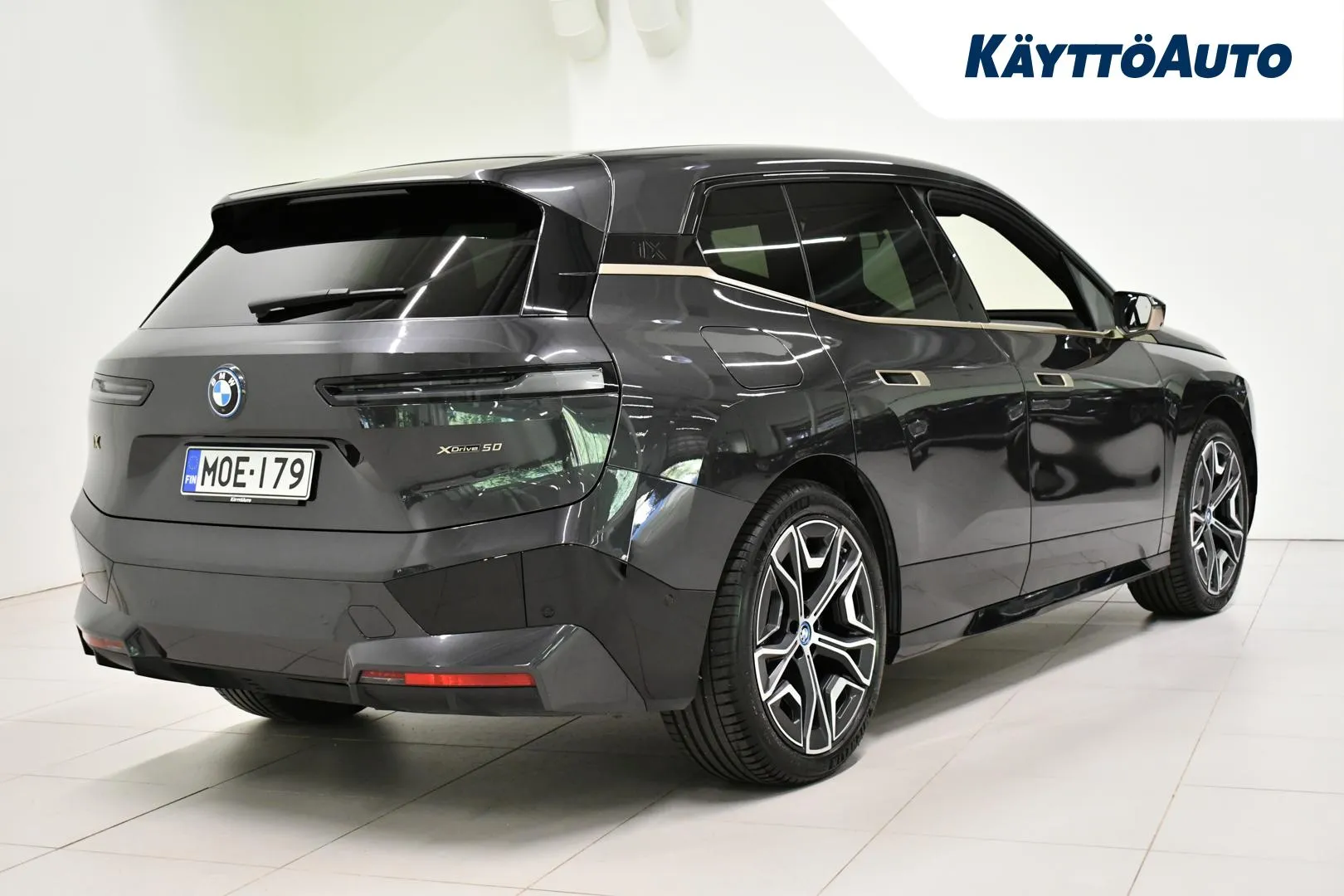 BMW iX MOE-179 carousel image