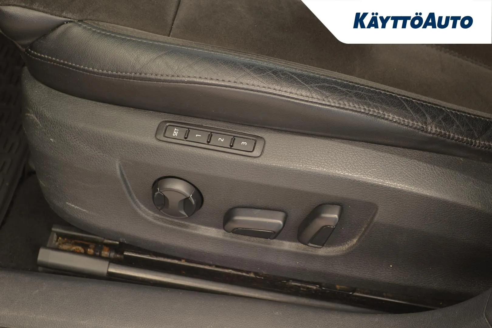 SKODA Superb BTL-607 carousel image