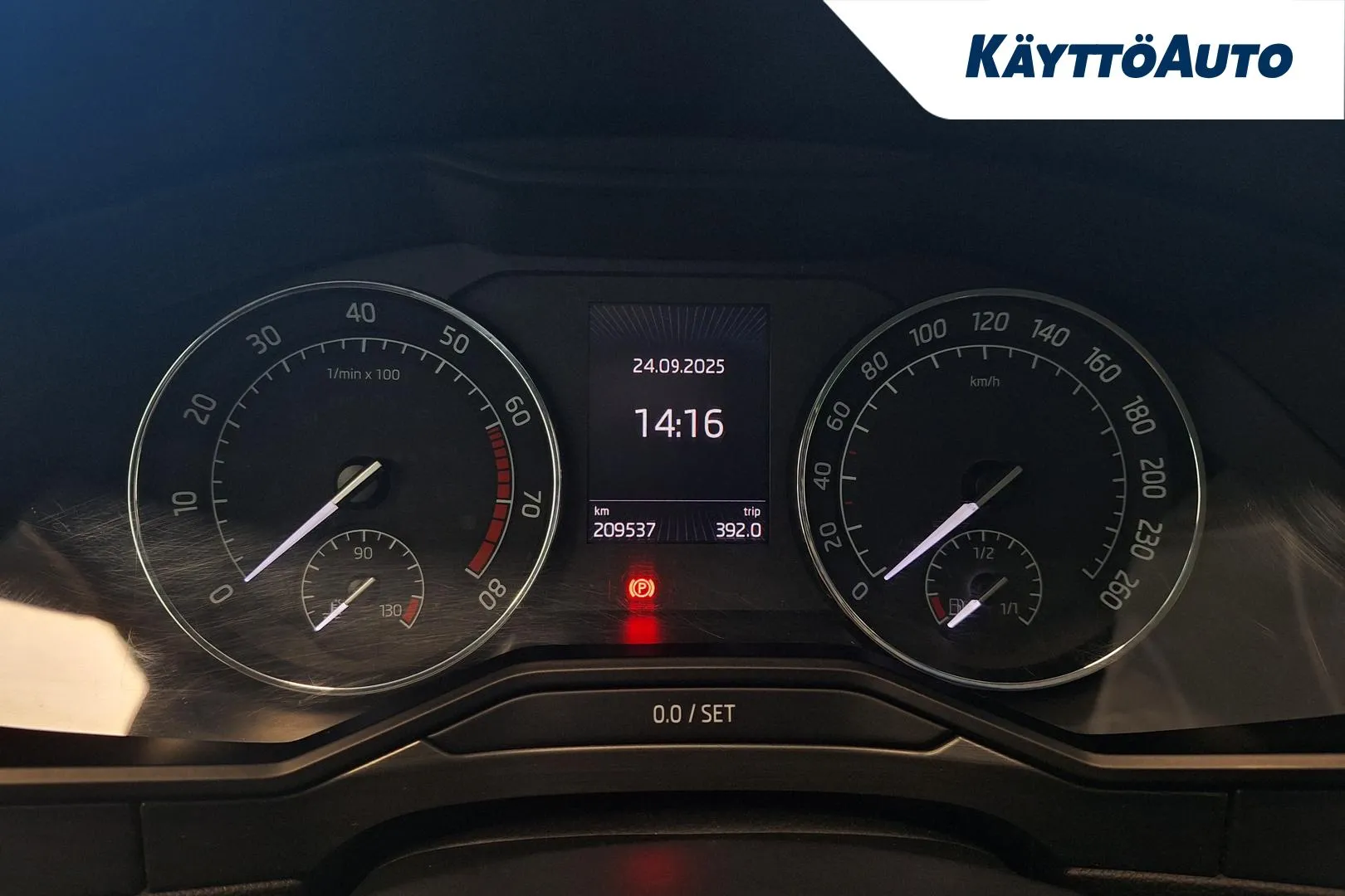 SKODA Superb BTL-607 carousel image