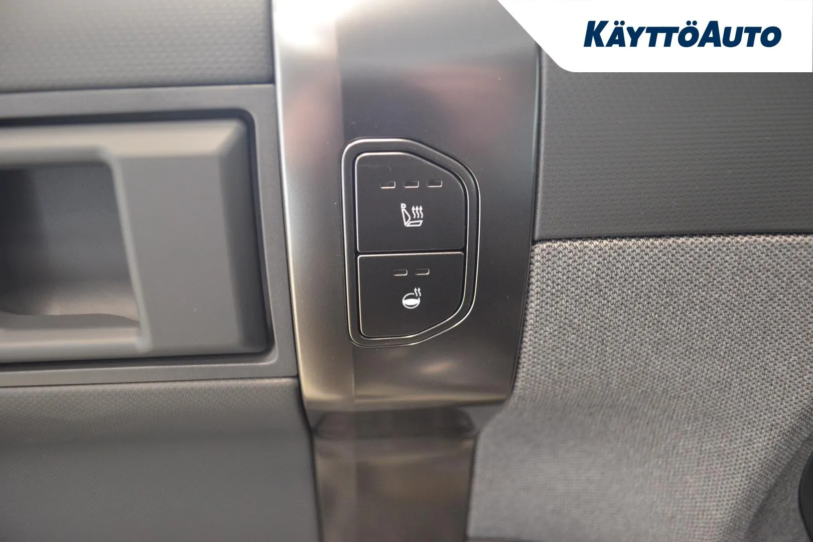 Kia EV3 GRH-460 carousel image