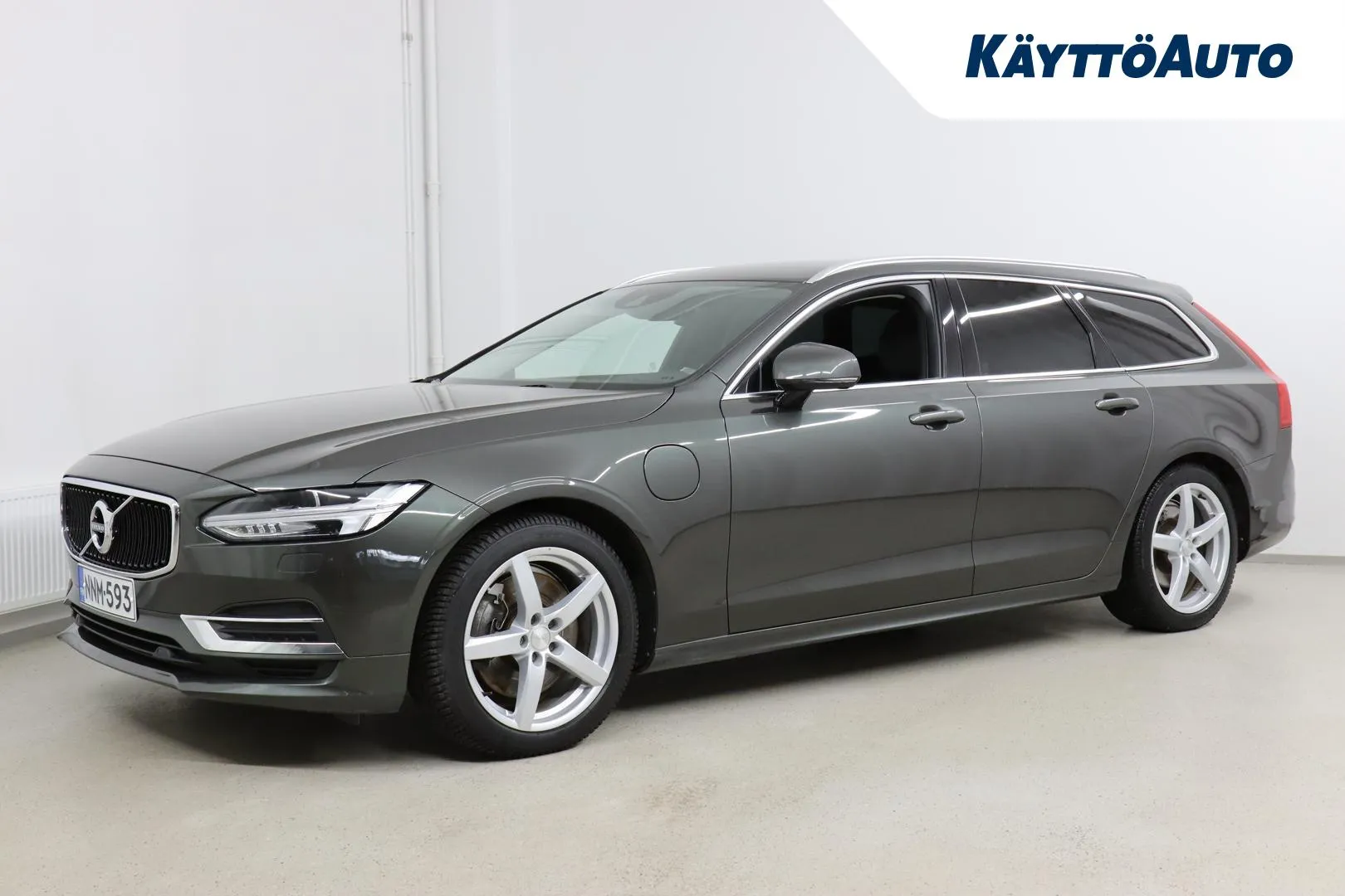 VOLVO V90 NNM-593 carousel image