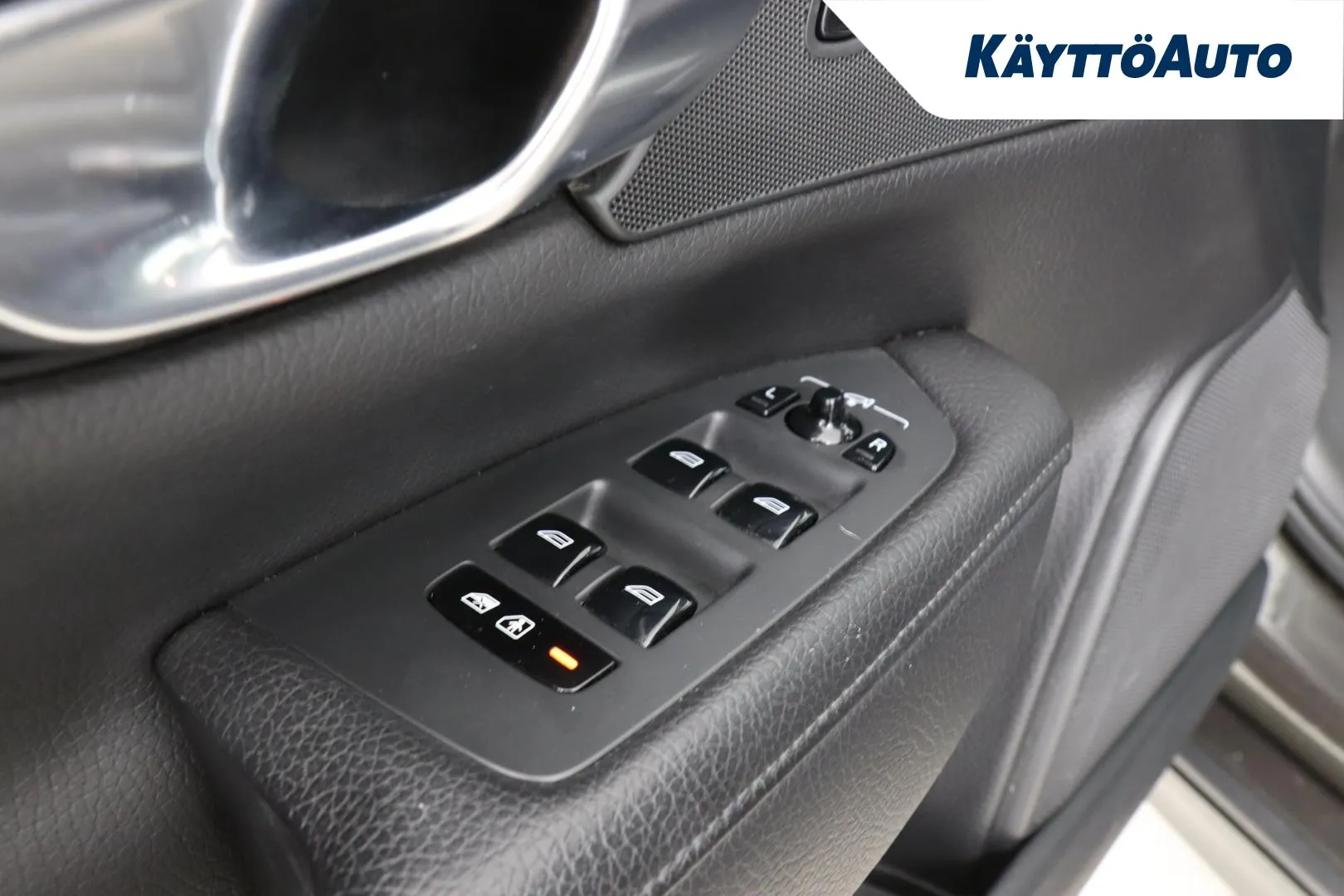 VOLVO V90 NNM-593 carousel image