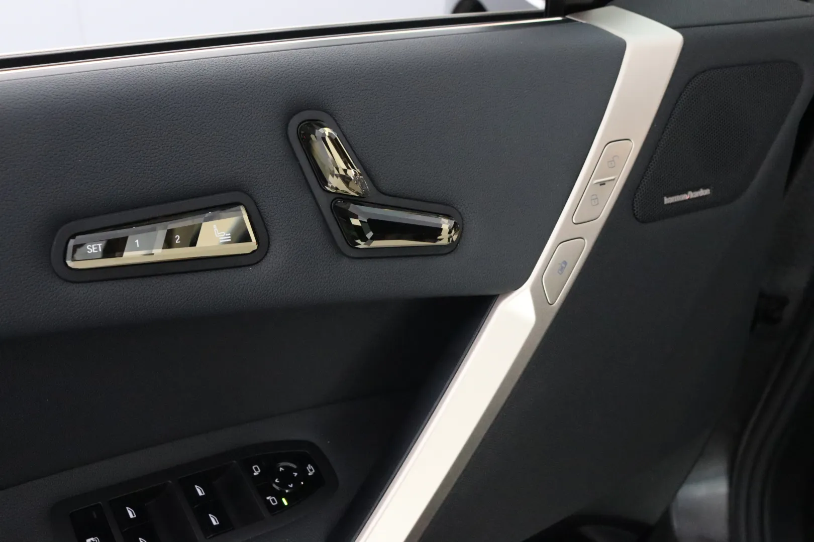 BMW iX GPC-115 carousel image