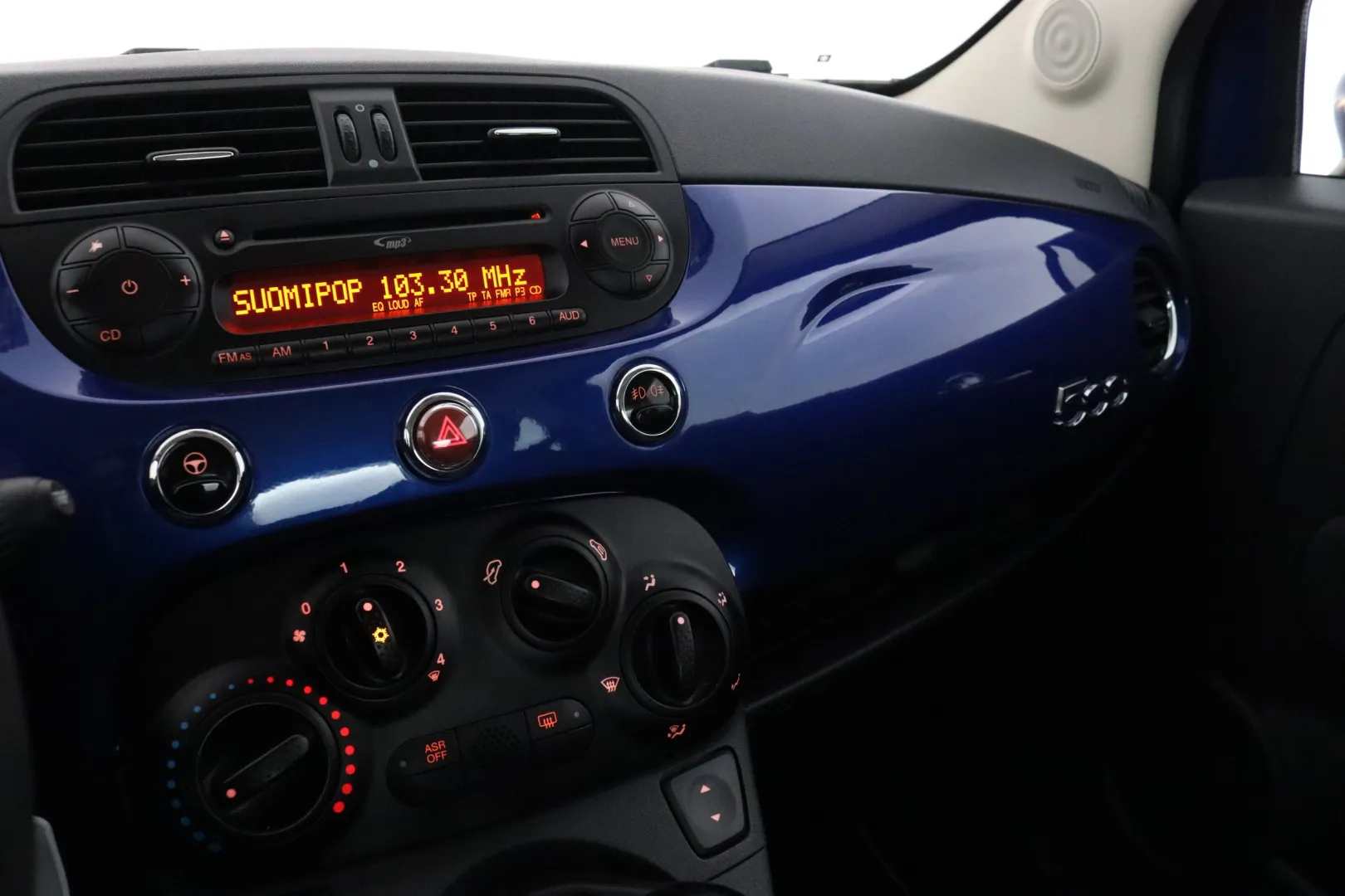 FIAT 500 CHX-893 carousel image